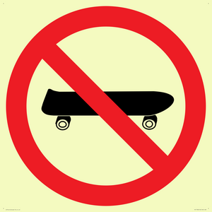 P924 Prohibition: No skateboarding